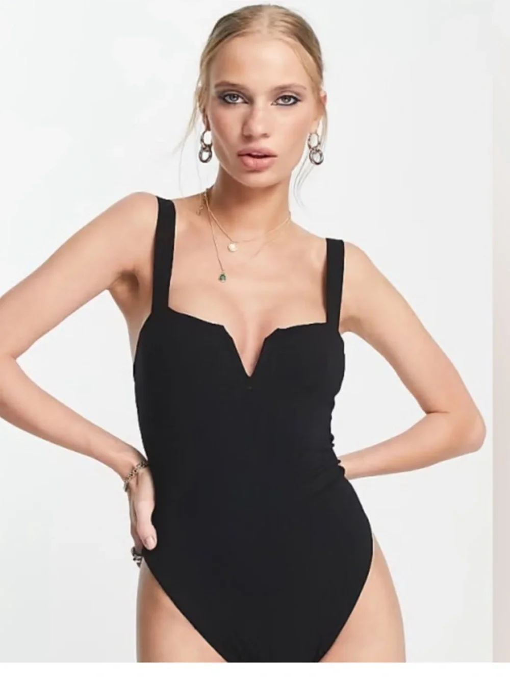 Free People Black V-Notch Bodysuit - Picture 3 of 3
